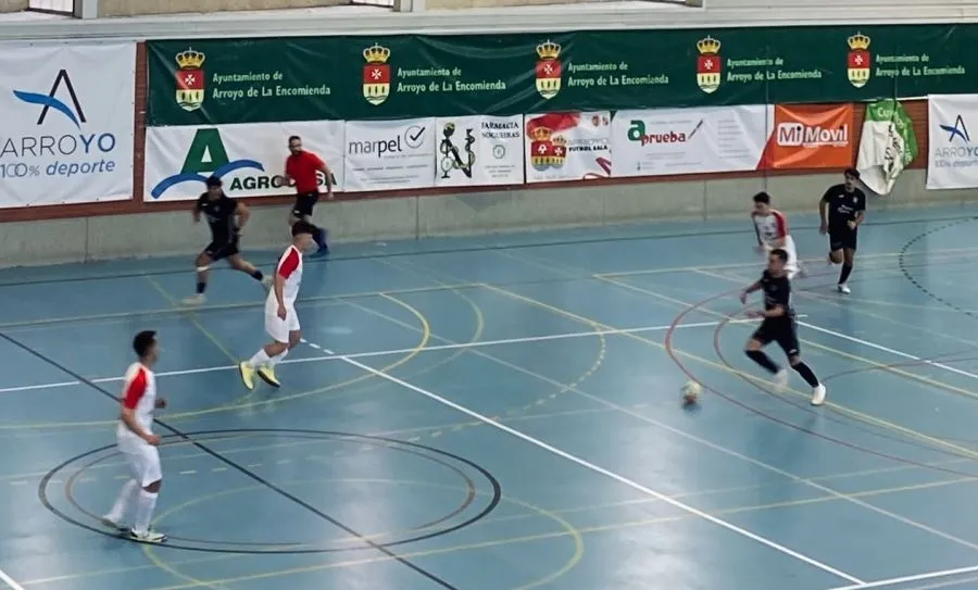 Foto 2 - El III Senior arranca la liga con una s&oacute;lida victoria en una de las pistas m&aacute;s complicadas