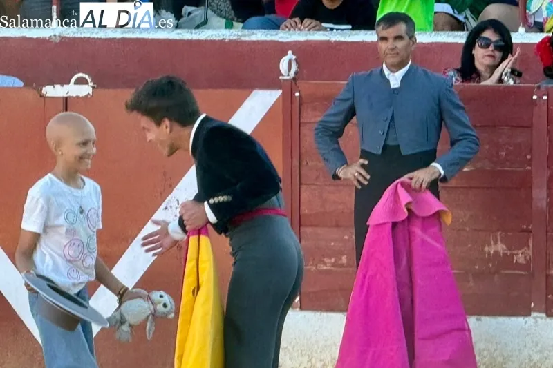 Foto 9 - Emotiva y disfrutona tarde en Villoria y su Festival Taurino, con Mar&iacute;a 'La Princesa Guerrera' recibiendo cari&ntilde;o a manos llenas