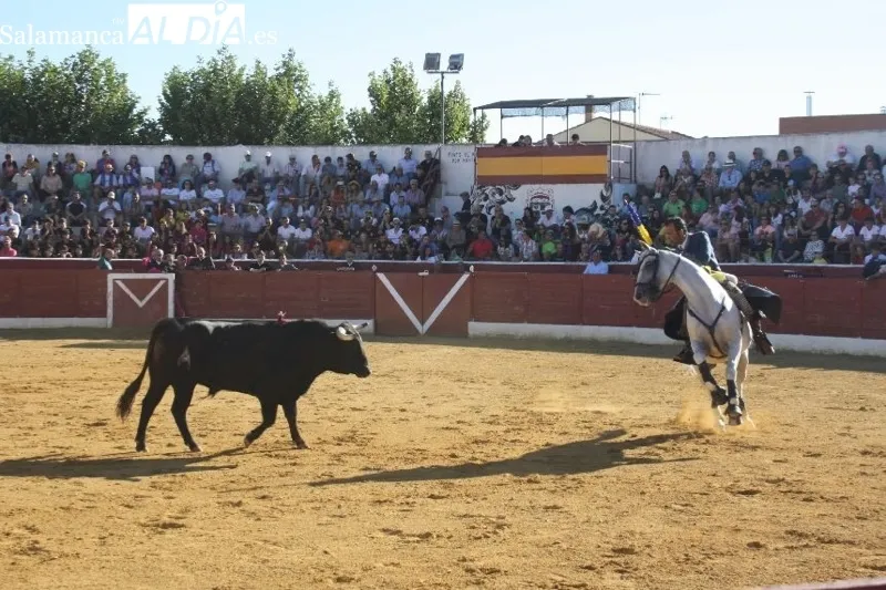 Foto 6 - Emotiva y disfrutona tarde en Villoria y su Festival Taurino, con Mar&iacute;a 'La Princesa Guerrera' recibiendo cari&ntilde;o a manos llenas
