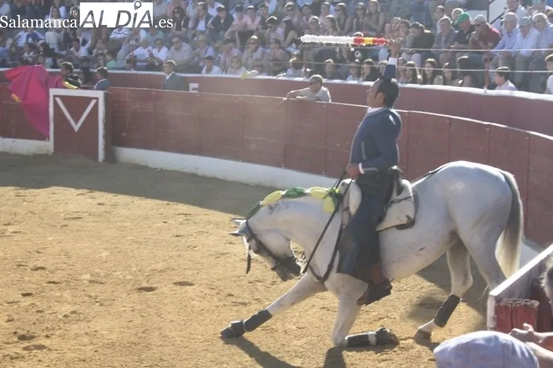 Foto 5 - Emotiva y disfrutona tarde en Villoria y su Festival Taurino, con Mar&iacute;a 'La Princesa Guerrera' recibiendo cari&ntilde;o a manos llenas