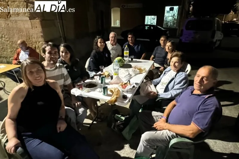 Foto 7 - Villoria disfruta como una gran familia de la Merienda de la vaca con la que dicen adi&oacute;s a sus fiestas patronales 
