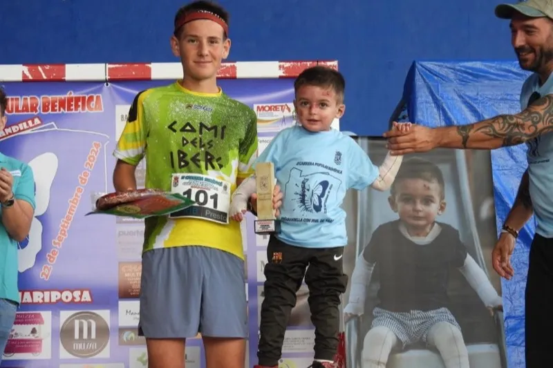 Foto 7 - Miguel Rubio y Mar&iacute;a G&oacute;mez coronan la II Carrera Popular Ben&eacute;fica &lsquo;Pe&ntilde;arandilla con la Piel De Mariposa&rsquo;