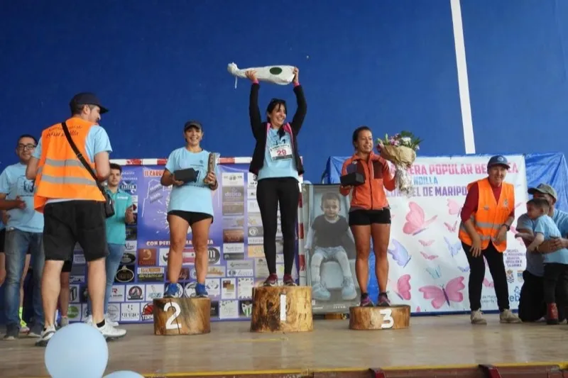 Foto 6 - Miguel Rubio y Mar&iacute;a G&oacute;mez coronan la II Carrera Popular Ben&eacute;fica &lsquo;Pe&ntilde;arandilla con la Piel De Mariposa&rsquo;