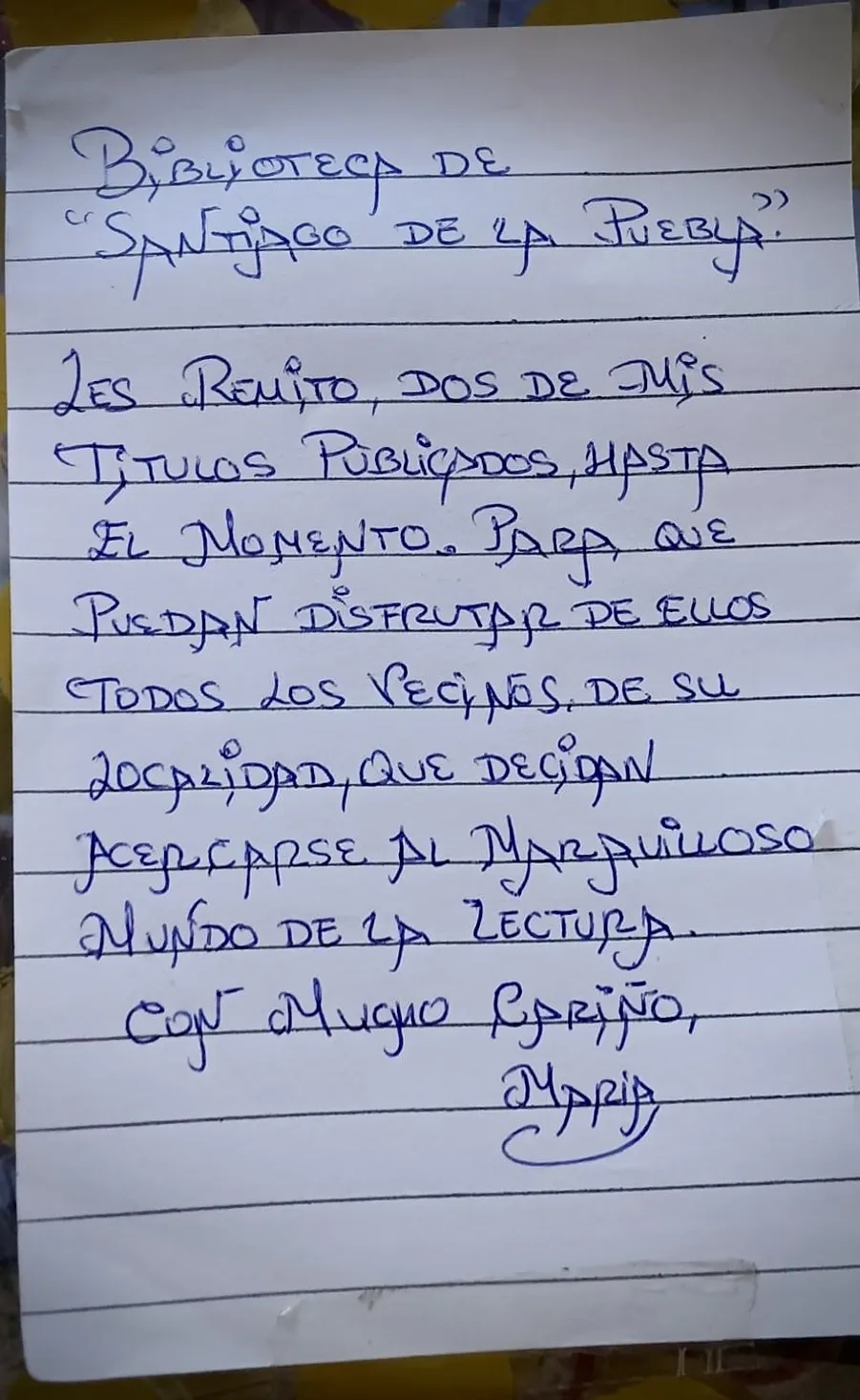 Foto 2 - La escritora Mar&iacute;a Casquero contacta con la Biblioteca de Santiago de la Puebla con un emotivo detalle y mensaje