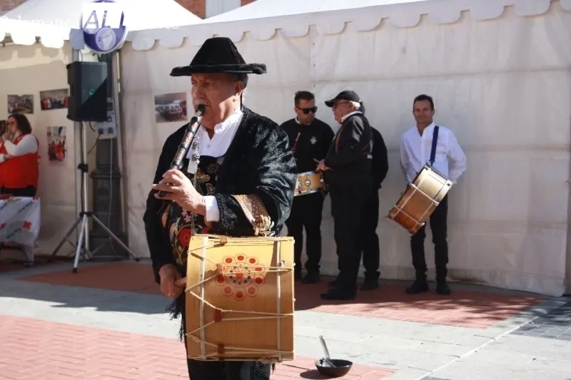 Foto 11 - Pe&ntilde;aranda da la bienvenida a su II Feria Agroalimentaria con gran ambiente y apostando por ser un gran escaparate 