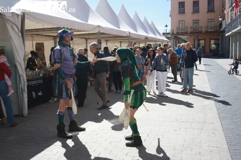 Foto 2 - Pe&ntilde;aranda da la bienvenida a su II Feria Agroalimentaria con gran ambiente y apostando por ser un gran escaparate 