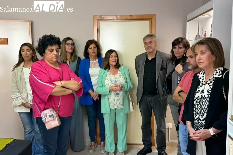 Foto 5 - Las m&aacute;s de mil campanillas coleccionadas por el querido Emilio Moreno comienzan a mostrarse en la Casa del Arte 