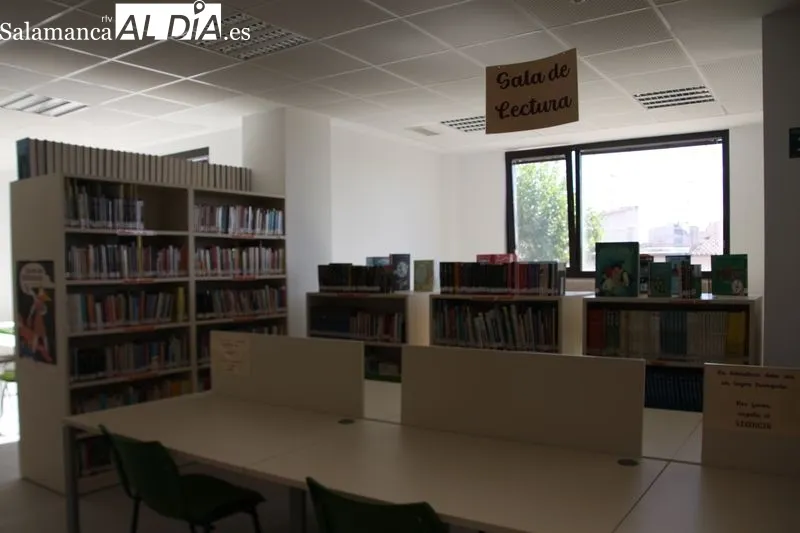 Foto 8 - La biblioteca municipal de Alba de Tormes estrena nuevas instalaciones m&aacute;s amplias y modernas