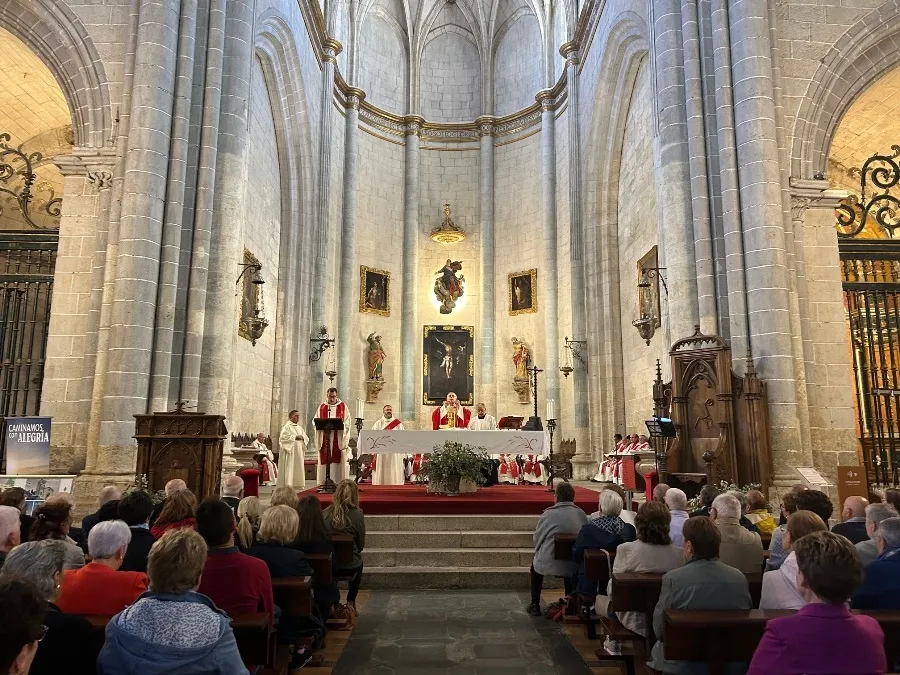 Foto 6 - La Di&oacute;cesis anima a &lsquo;Caminar con alegr&iacute;a&rsquo; en la concurrida apertura del Curso Pastoral