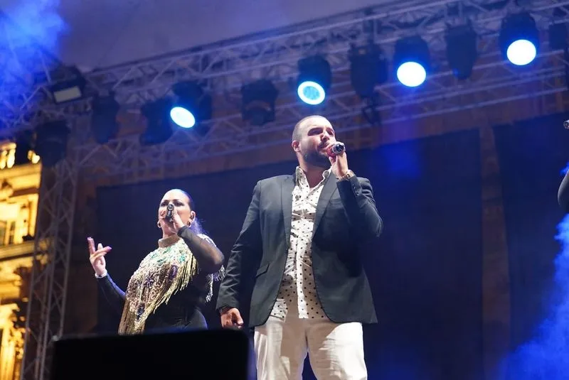 Concierto de Raya Real en la Plaza Mayor de Salamanca