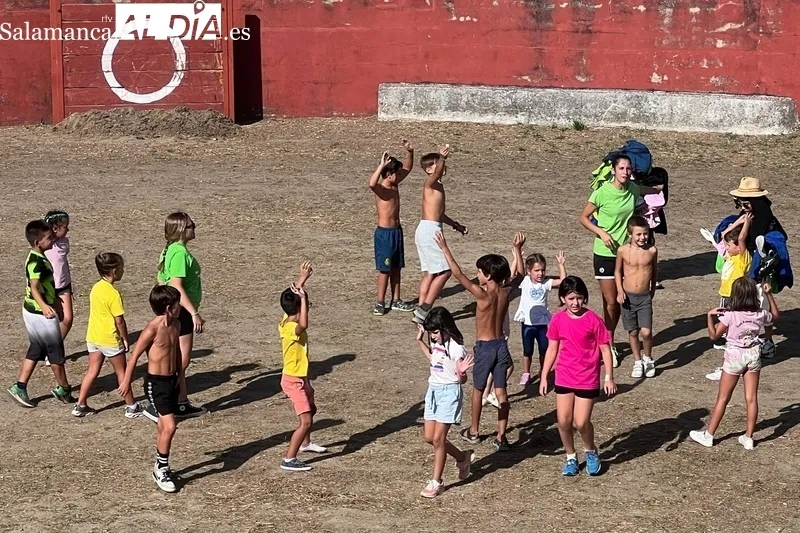 La yincana estuvo organizada por la peña Los Demandados 