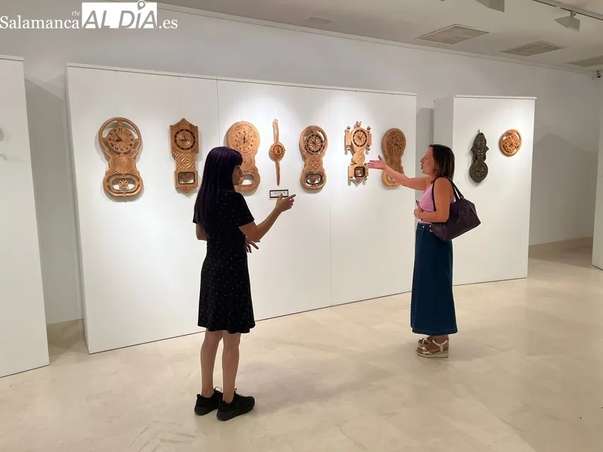 Exposición de tallas de madera del salmantino Julián Vicente 