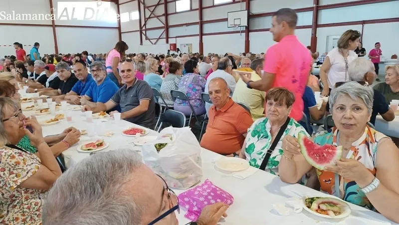 Barruecopardo disfruta de su segundo día de fiestas con actividades infantiles y una gran paella