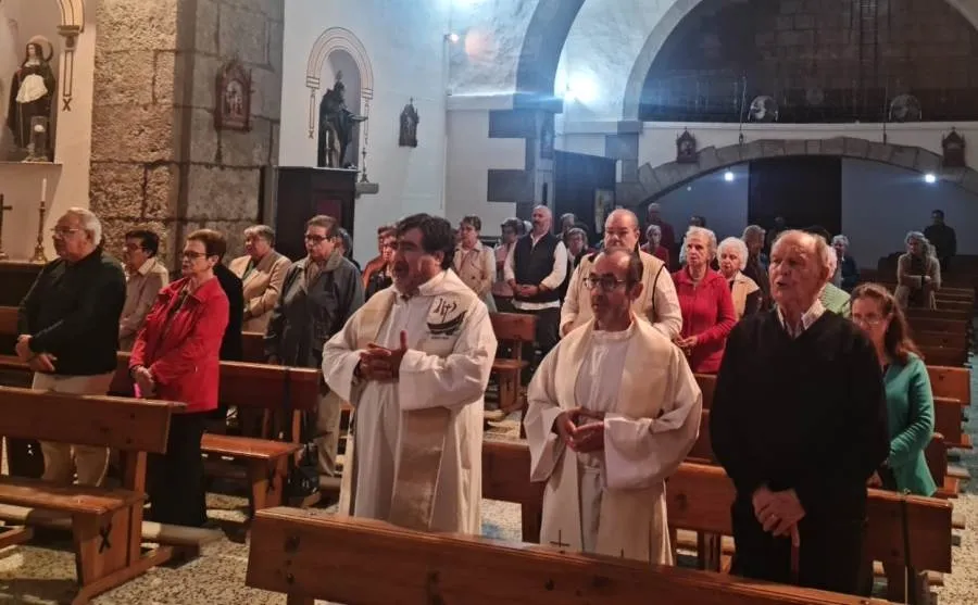 Foto 4 - San Andr&eacute;s honra junto a las Hijas de la Caridad a San Vicente de Pa&uacute;l