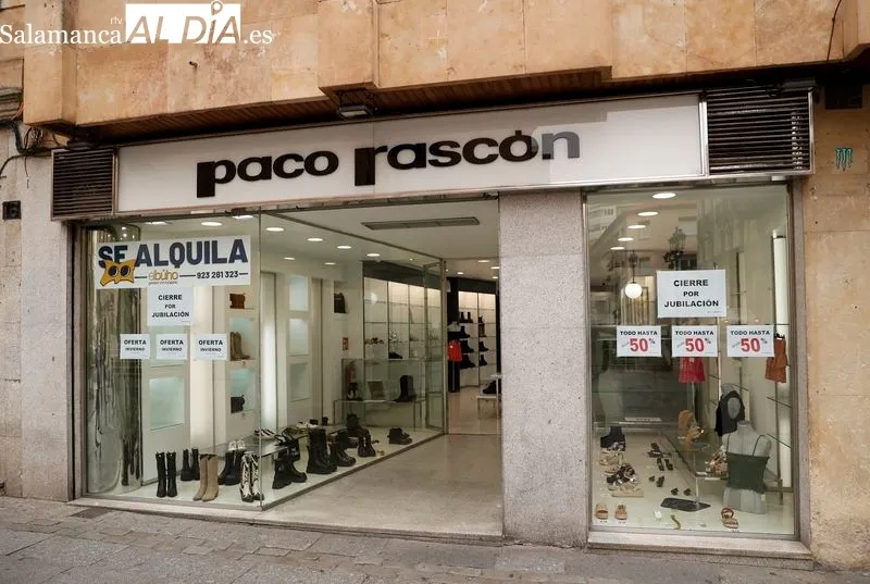 Zapatería Paco Rascón en la calle Toro de Salamanca. Foto de David Sañudo