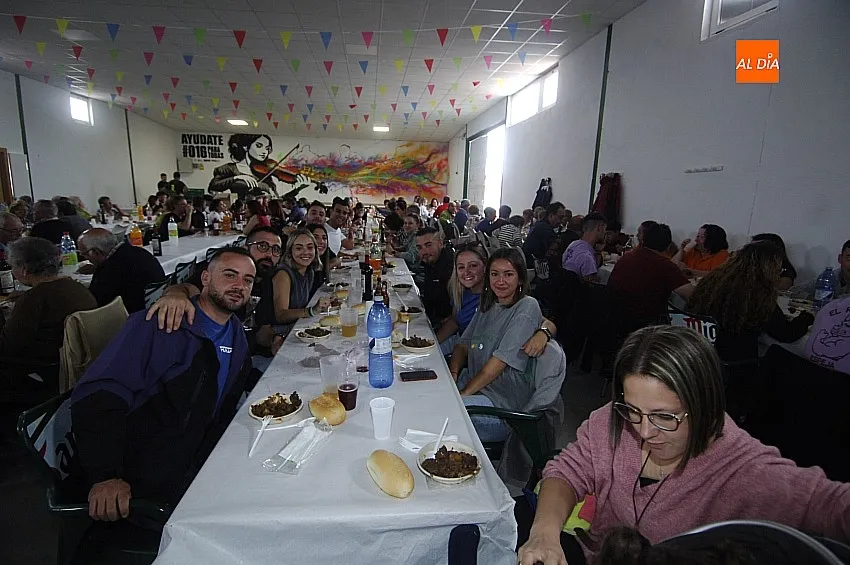 Comida popular en Espeja por San Lino/ Fotos: Adrián M.Pastor
