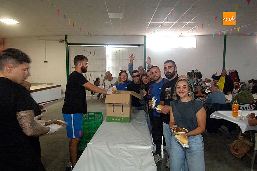 Comida popular en Espeja por San Lino/ Fotos: Adrián M.Pastor