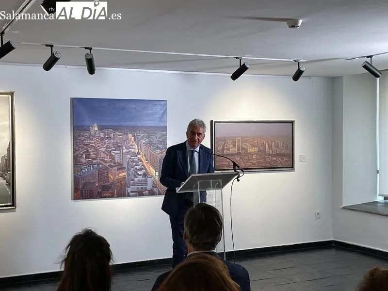 Exposición ‘De la Vanguardia a la Abstracción’ en la sala de exposiciones de la Torre de los Anaya. Foto de Miguel González