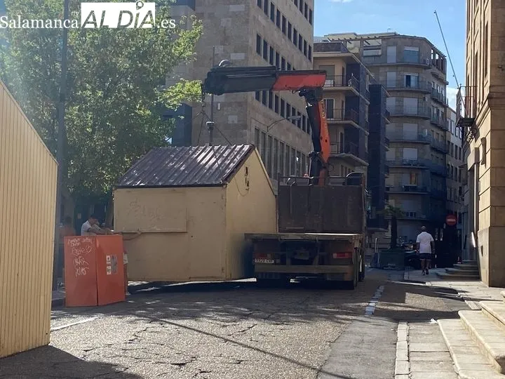 Las casetas se empiezan a instalar en el centro Salamanca 