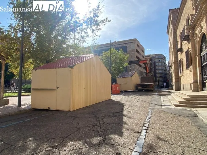 Las casetas se empiezan a instalar en el centro Salamanca 