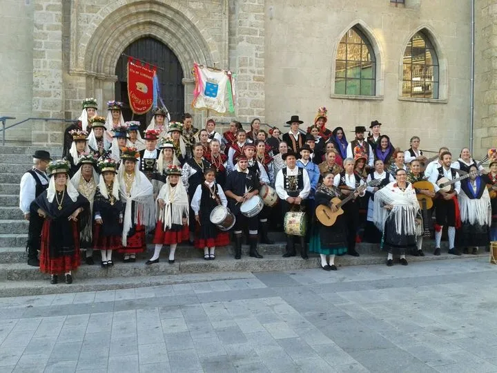 Grupo Folklórico Ntra. Sra. del Castañar: 40 años difundiendo y preservando el folklore tradicional
