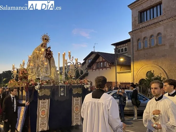 Ntra. Señora de la Merced recorre Salamanca en procesión acompañada de sus fieles | FOTOS: Miguel González 