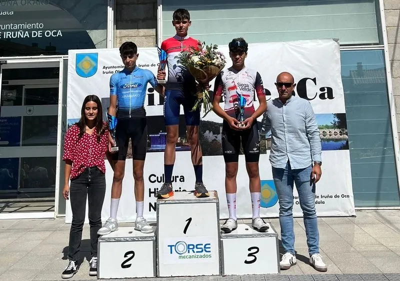 Sergio Filipe Rodrigues, del equipo salmantino Siega Verde, tercero en la general de la Vuelta a Álava Cadete