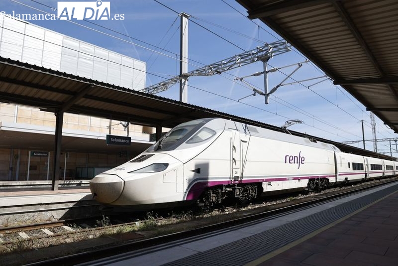 Renfe retrasa media hora el horario del último Alvia Salamanca-Madrid