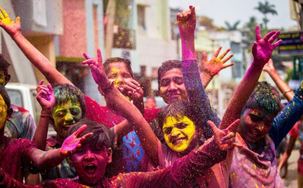 Festival Holi en India: Cómo Disfrutar de su Cultura