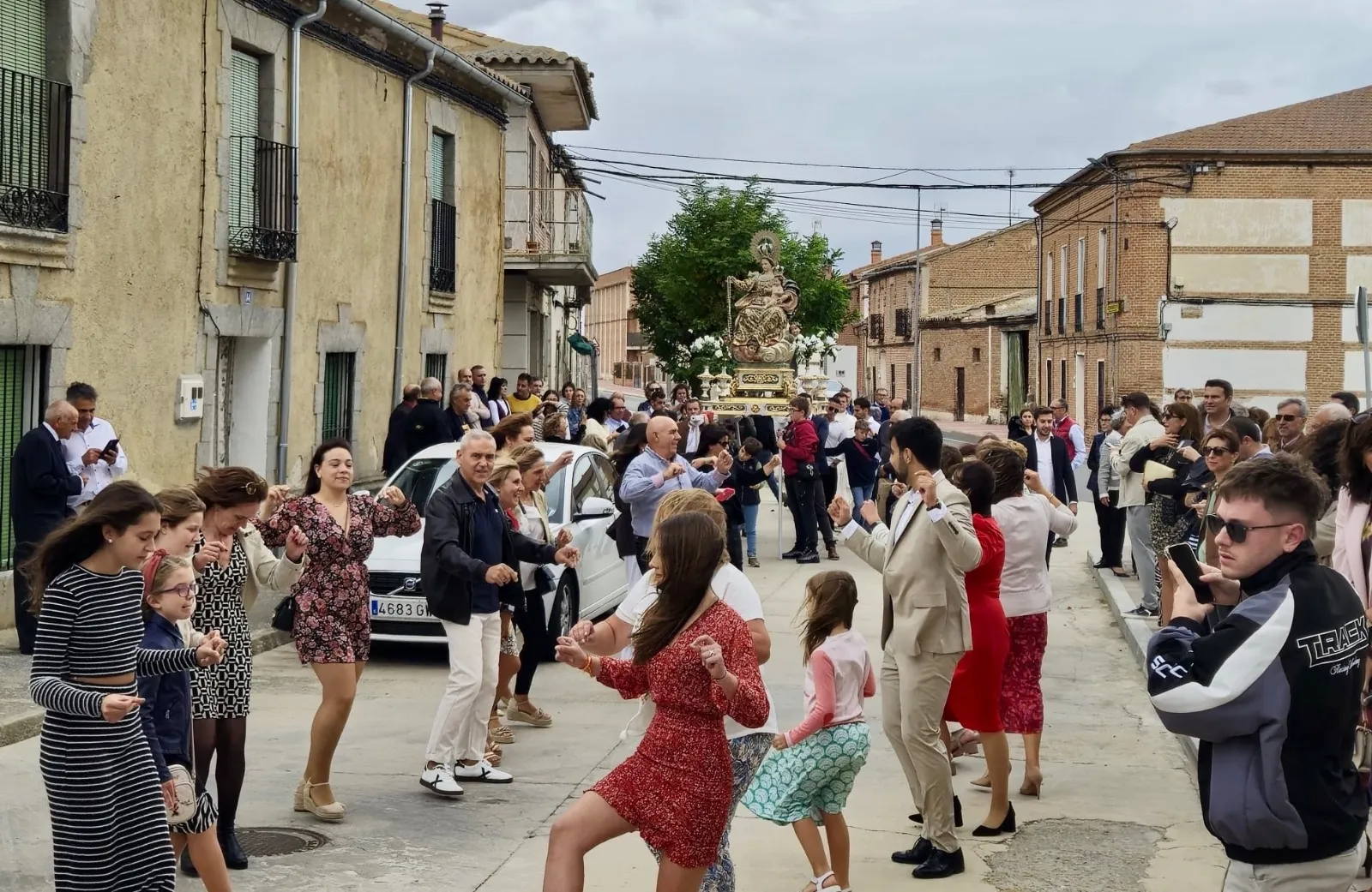 Foto 4 - R&aacute;gama se engalana para honrar a la Virgen del Rosario