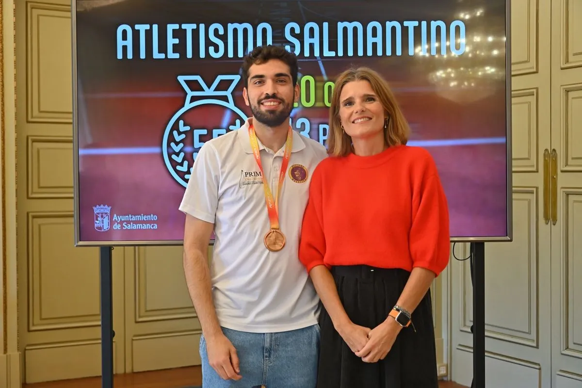 El Ayuntamiento de Salamanca ha recibido a una destacada representación del presente y futuro del atletismo salmantino