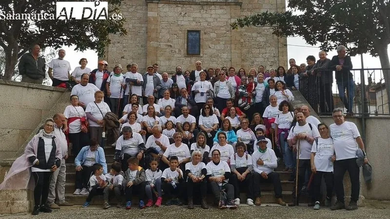 Foto 7 - La Fregeneda se pone 'en marcha contra el c&aacute;ncer' con una gran participaci&oacute;n vecinal