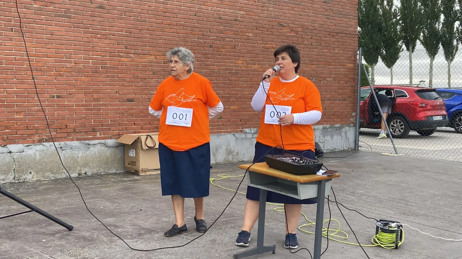 Foto 6 - Diversi&oacute;n, deporte y solidaridad, unidos en 'El Milqui de San Vicente' del colegio La Encarnaci&oacute;n