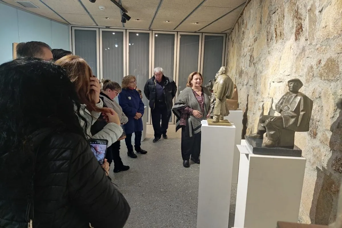 Inauguración de la exposición de esculturas del artista salmantino Agustín Casillas