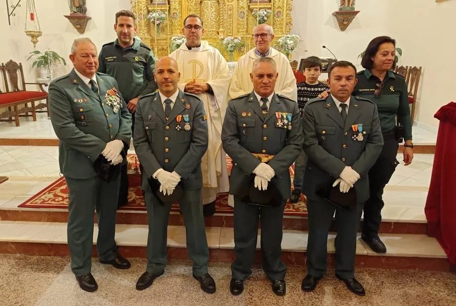 Foto 3 - La Fuente vive una doble celebraci&oacute;n con la Guardia Civil y sus vecinos hispanoamericanos