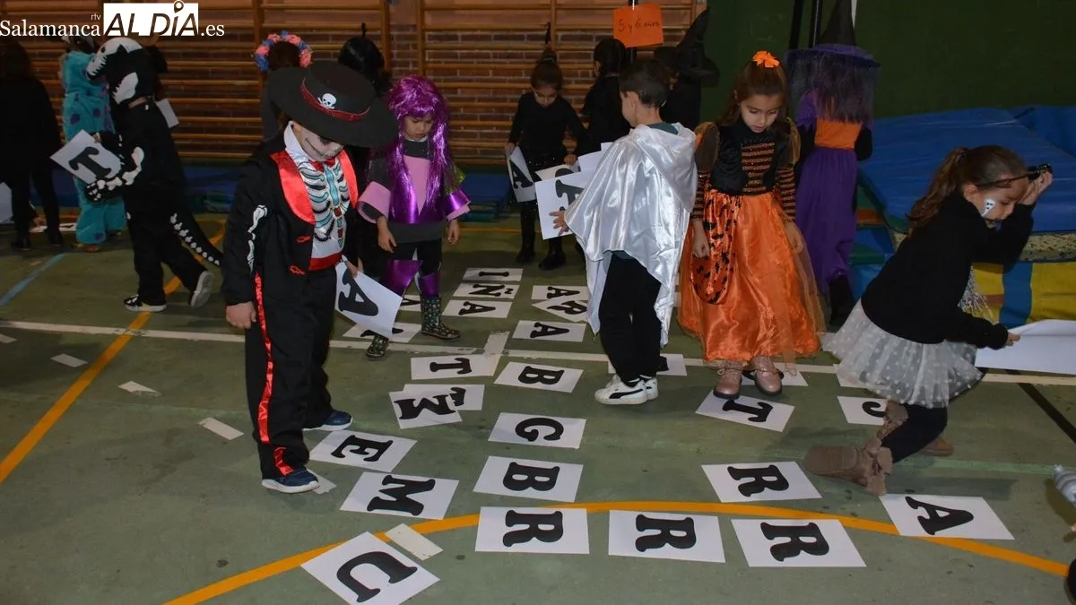 Foto 4 - La fiesta infantil de Halloween re&uacute;ne a m&aacute;s de setenta ni&ntilde;os y ni&ntilde;as de Lumbrales