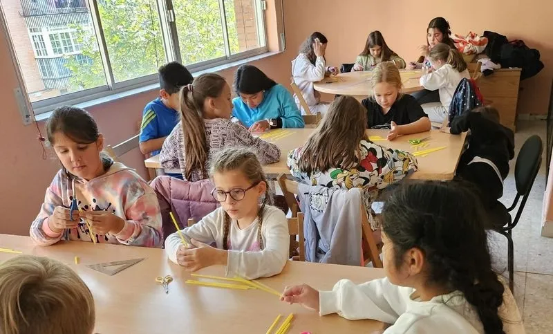 Foto 5 - La Biblioteca de El Encinar celebra una tarde de Halloween con t&uacute;nel del terror y actividades familiares