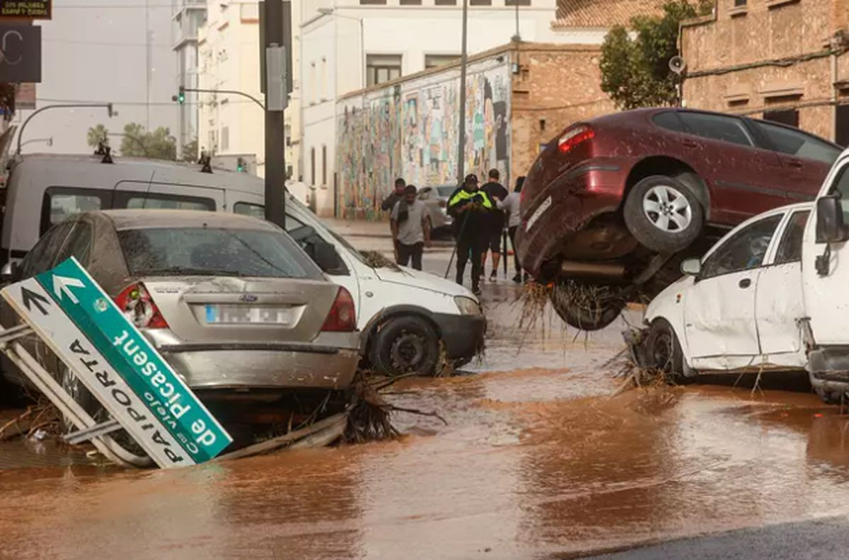 El Obispo pide a los diocesanos apoyar a las víctimas de la prueba que es la DANA