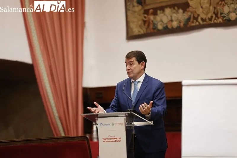 Encuentro ‘Imaginémonos sin límites’ organizado por Telefónica en el Paraninfo de la USAL. Foto de David Sañudo