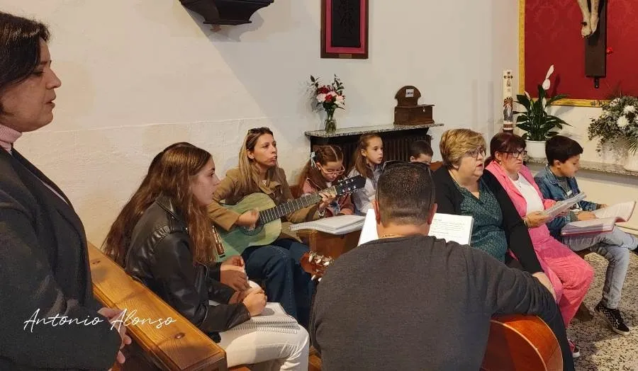 Foto 3 - San Andr&eacute;s inicia su Curso de Catequesis, que se desarrollar&aacute; principalmente los domingos