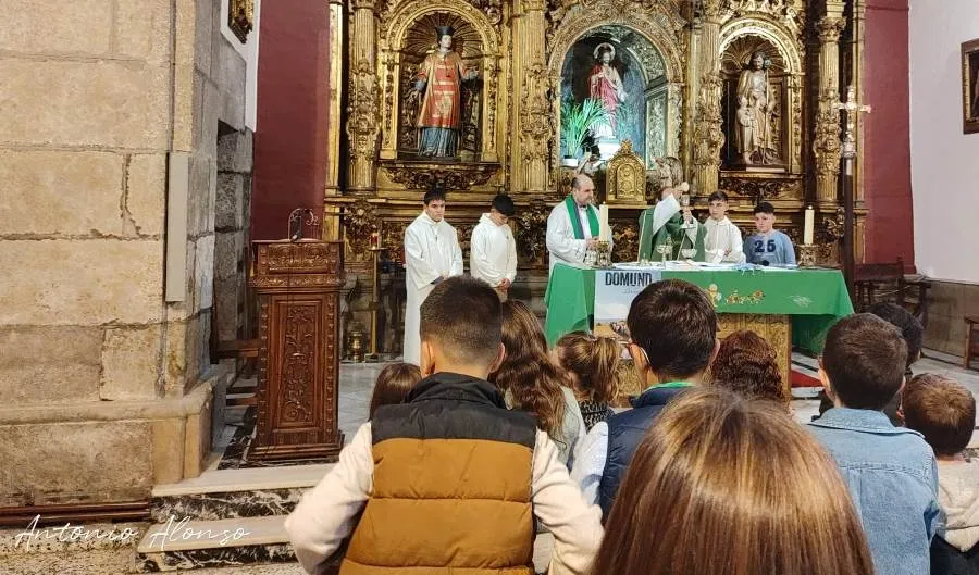 Foto 4 - San Andr&eacute;s inicia su Curso de Catequesis, que se desarrollar&aacute; principalmente los domingos