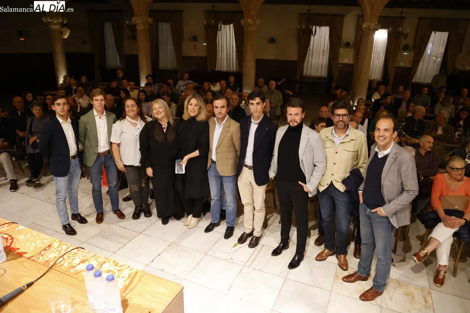 Foto 2 - &Eacute;xito de p&uacute;blico en el Casino de Salamanca con los triunfadores de la temporada taurina 2024