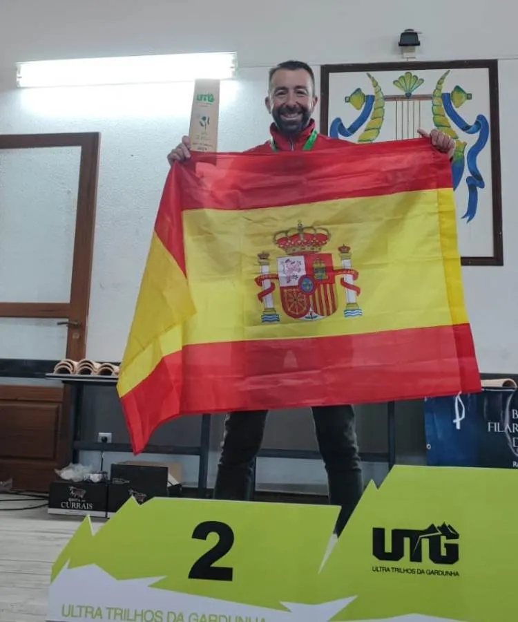 Foto 2 - La Gacela y Raquel Villaron suben al podio en la Ultra Trilhos da Gardunha