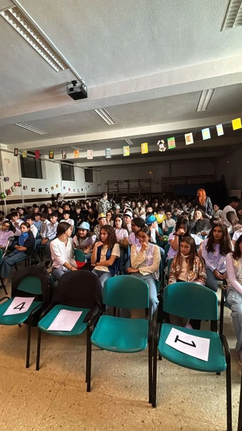 Los alumnos de Educación Secundaria del Colegio San Juan Bosco han celebrado este 30 de octubre el English Day