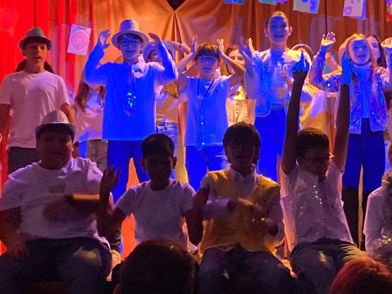 Los alumnos de Educación Secundaria del Colegio San Juan Bosco han celebrado este 30 de octubre el English Day