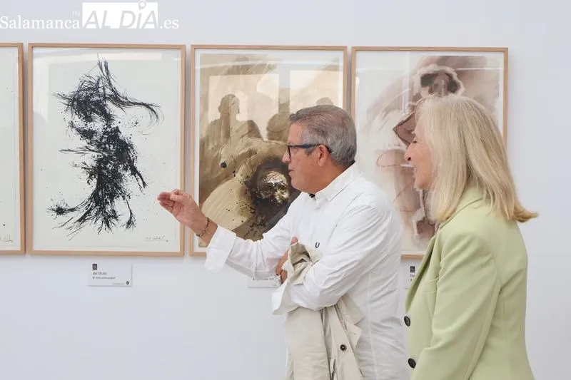 Foto 4 - Inaugurada la exposici&oacute;n 'Trazos y Pinceladas', de Florencio Vicente Cotobal