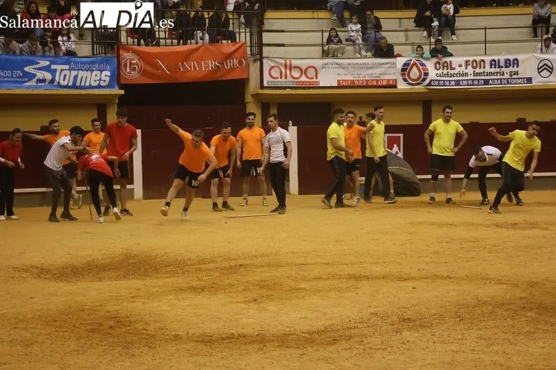 Foto 5 - El humor amarillo vuelve a triunfar en Alba de Tormes