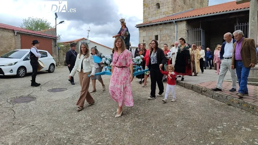 Fiesta de las Madrinas en Guadramiro / CORRAL