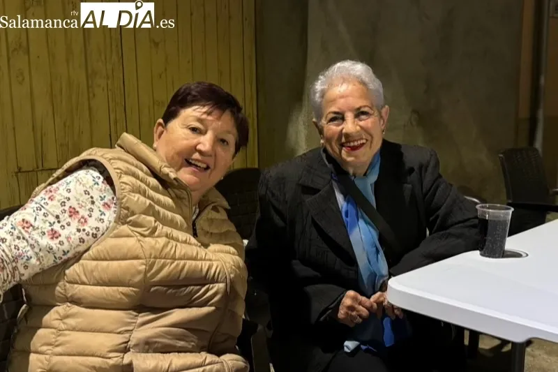 Foto 8 - Lomo, bocadillos y buen ambiente, protagonistas del arranque de las fiestas chicas en Mancera de Abajo