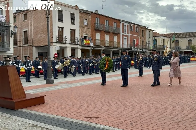 Foto 10 - Hist&oacute;rica y emocionante Jura de Bandera Civil en Pe&ntilde;aranda